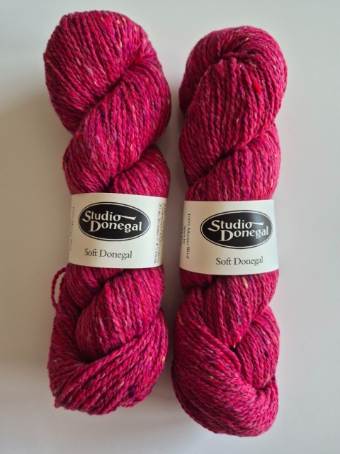 SOFT DONEGAL 5522 - Ciemny róż